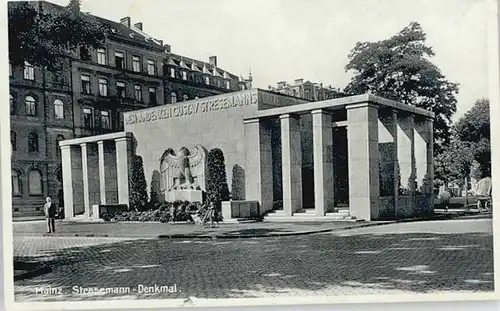 Mainz Rhein Stresemann Denkmal   