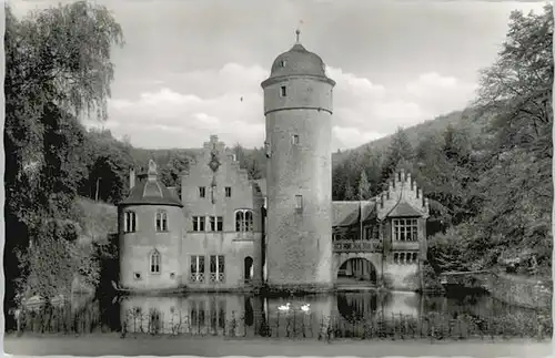 Mespelbrunn Schloss *