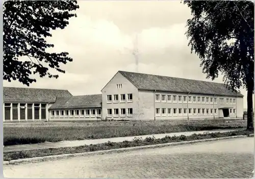 Behringen Hoerselberg-Hainich Schule * / Hoerselberg /Wartburgkreis LKR