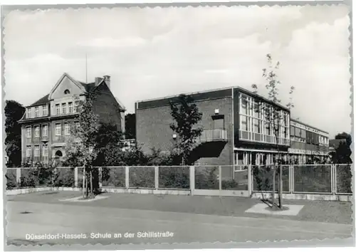 Hassels Schule Schillstrasse *