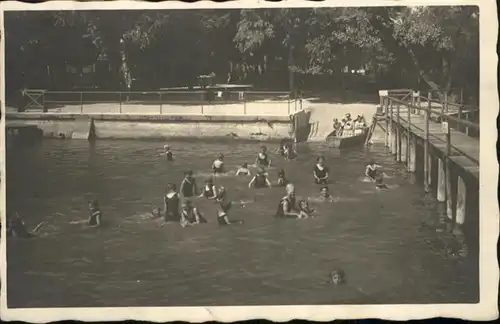Tuerkenfeld [handschriftlich] Schwimmbad x