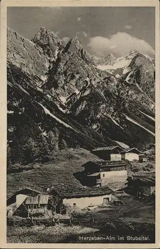 Stubaital Herzeben Alm