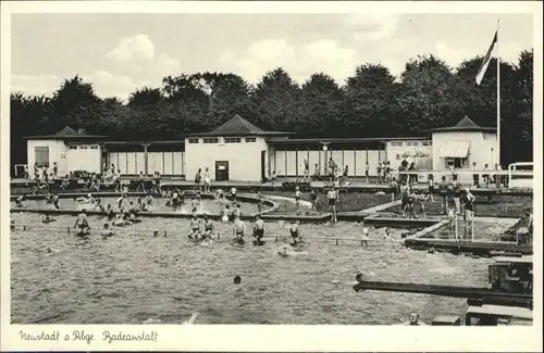 Neustadt Ruebenberge Schwimmbad *