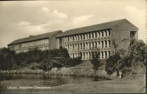 Uelzen Lueneburger Heide Uelzen Schule  * / Uelzen /Uelzen LKR