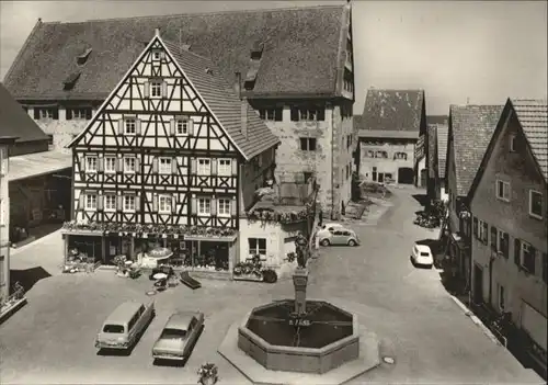 Rosenfeld Marktbrunnen Fruchtkasten *