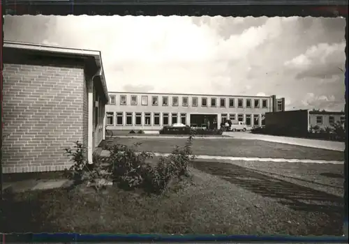 Lunden Holstein Gymnasium *