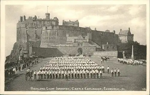 Edinburgh Castle Esplanade Highland Light Infantry Kat. Edinburgh