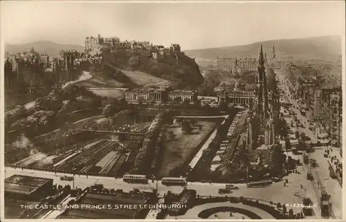 Edinburgh Castle Princes Street Fliegeraufnahme Kat. Edinburgh