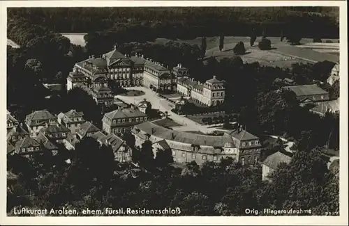 Bad Arolsen Residenz Schloss Fliegeraufnahme  / Bad Arolsen /Waldeck-Frankenberg LKR