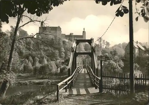 Rochsburg Haengebruecke Schloss  / Lunzenau /Mittelsachsen LKR