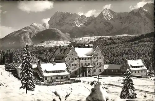 Klais Klais Mittenwald Schloss Kranzbach Erholungsheim x / Kruen /Garmisch-Partenkirchen LKR