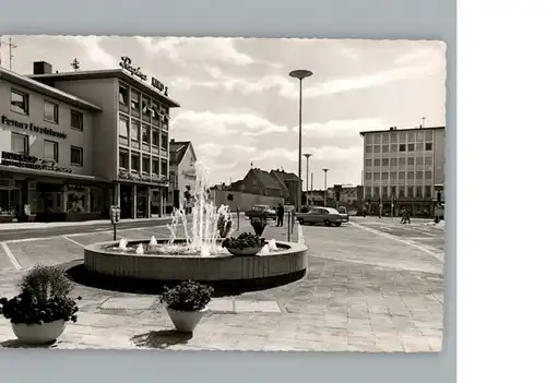 Ruesselsheim Main Friedensplatz / Ruesselsheim /Gross-Gerau LKR