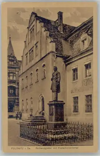 Pulsnitz Rathaus Rietschel Denkmal *