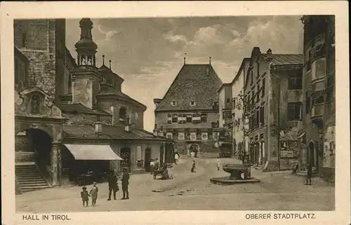 Hall Tirol Oberer Stadtplatz / Hall in Tirol /Innsbruck