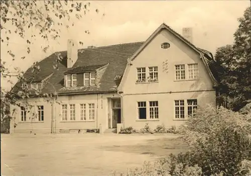 Schoenebeck Elbe Julius Schniewind Haus Pfarrhaus / Schoenebeck /Salzlandkreis LKR