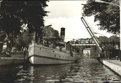 Woltersdorf Erkner Schleuse Boot / Woltersdorf Erkner /Oder-Spree LKR