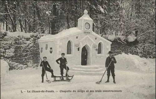La Chaux-de-Fonds Chapelle de Neige  Kinder Schlitten *