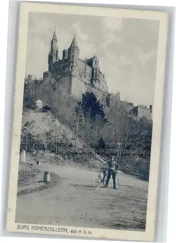 Burg Hohenzollern Soldat Fahrrad x