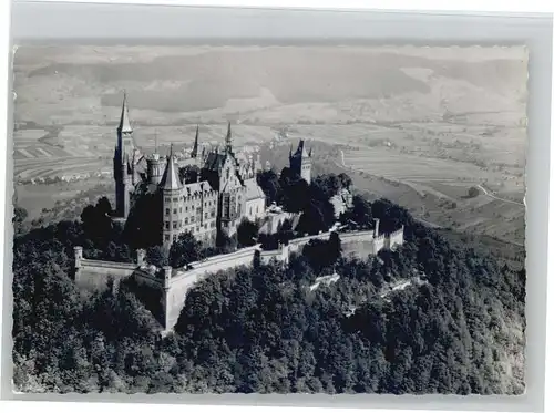 Burg Hohenzollern Fliegeraufnahme *