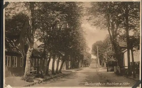 Nieblum Nieblum Foehr Dorfstrasse * / Nieblum Insel Foehr /Nordfriesland LKR