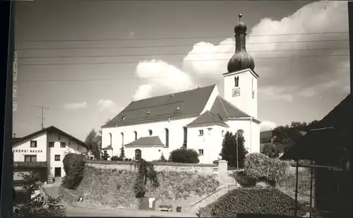 Arnbruck Kirche *