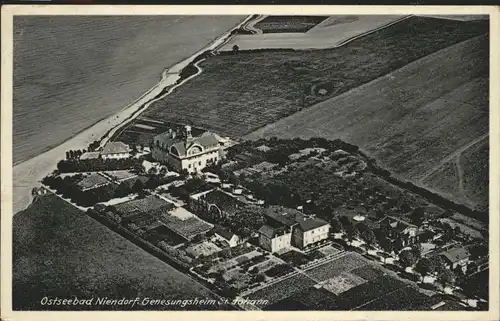 Niendorf Ostseebad Niendorf Fliegeraufnahme Genesungsheim St Johann x / Timmendorfer Strand /Ostholstein LKR