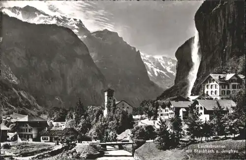 Lauterbrunnen BE Lauterbrunnen Staubbach Jungfrau * / Lauterbrunnen /Bz. Interlaken