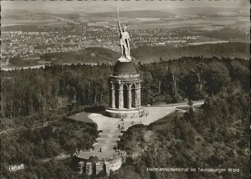 Hermannsdenkmal Hermannsdenkmal Fliegeraufnahme x / Detmold /Lippe LKR