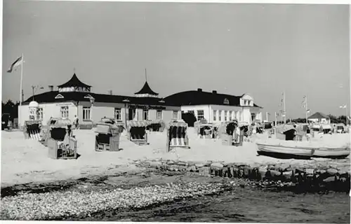 Kellenhusen Ostseebad Kellenhusen Ostsee Strand  * / Kellenhusen (Ostsee) /Ostholstein LKR