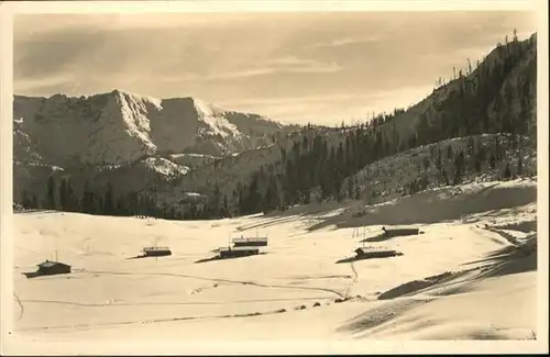 Neuhaus Schliersee Untere Firstalm / Schliersee /Miesbach LKR