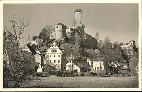 Neuhaus Pegnitz Burg Veldenstein / Neuhaus a.d.Pegnitz /Nuernberger Land LKR