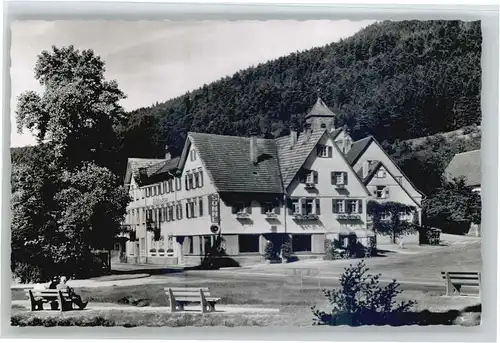 Hoefen Enz Hotel zur Sonne *