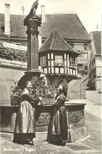 Pfullendorf Brunnen Trachten *