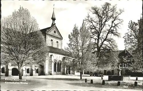 Maulbronn Klosterhof Kirche  / Maulbronn /Enzkreis LKR