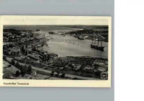 Travemuende Ostseebad Fliegeraufnahme / Luebeck /Luebeck Stadtkreis