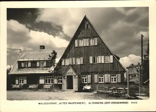Altenberg Erzgebirge Waldschaenke Altes Raupennest / Geising /Saechsische Schweiz-Osterzgebirge LKR
