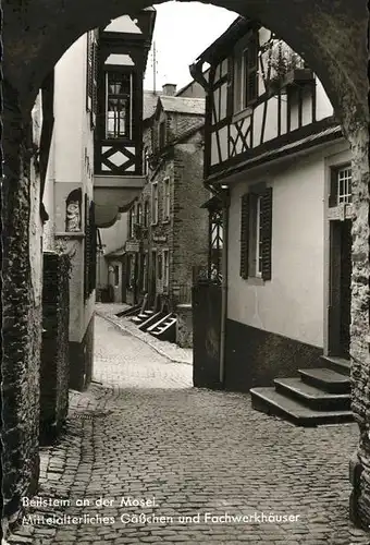 Beilstein Mosel mittelalterliches Gaesschen Fachwerk Kat. Beilstein