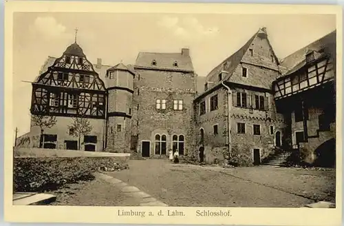 Limburg Schlosshof *