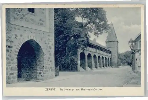 Zerbst Stadtmauer Breitestrassentor *