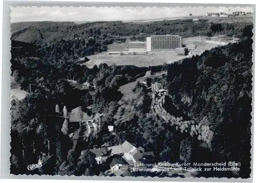 Manderscheid Eifel Manderscheid Eifel Sanatorium Fliegeraufnahme  * / Manderscheid /Bernkastel-Wittlich LKR