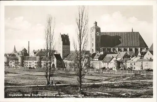 Ingolstadt Donau Stadtmauer
Liebfrauenkirche / Ingolstadt /Ingolstadt Stadtkreis