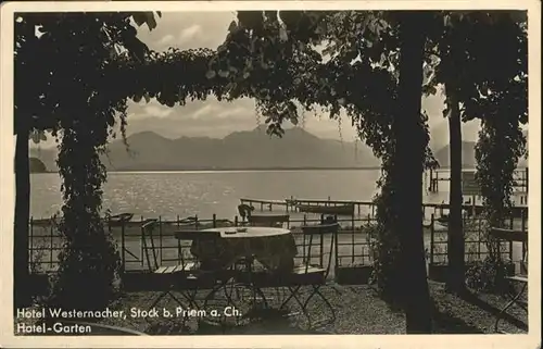 Prien Chiemsee Hotel Westernacher
Hotel-Garten / Prien a.Chiemsee /Rosenheim LKR