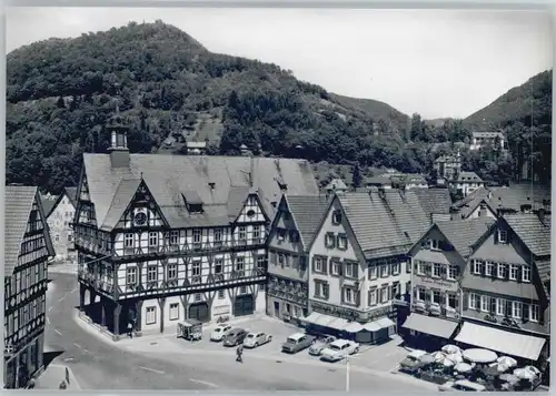 Bad Urach Marktplatz Rathaus *