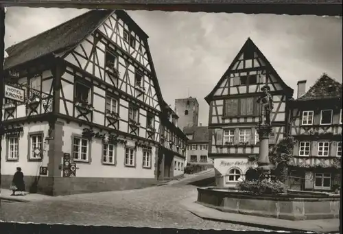 Bretten Marktplatz Brunnen *