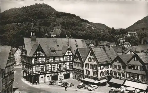 Bad Urach Marktplatz Rathaus *