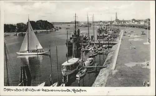 Travemuende Ostseebad Travemuende Luebeck Hafen x / Luebeck /Luebeck Stadtkreis