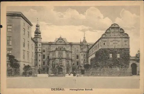 Dessau-Rosslau Schloss  / Dessau-Rosslau /Anhalt-Bitterfeld LKR