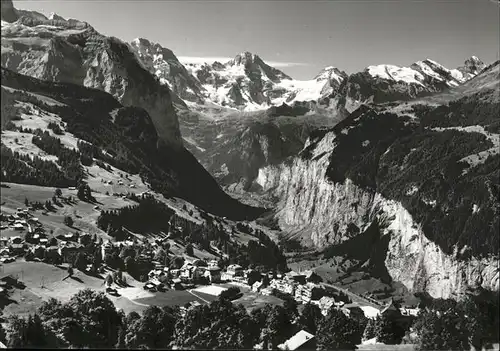 Wengen Luftbild Breithorn Tschingelhorn Gspaltenhorn /  /