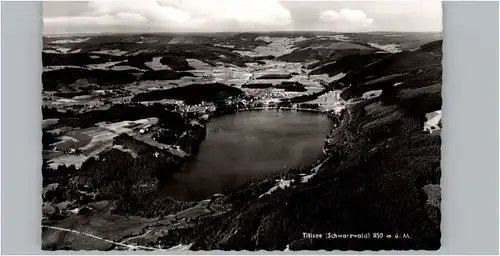 Titisee Titisee Fliegeraufnahme * / Titisee-Neustadt /Breisgau-Hochschwarzwald LKR