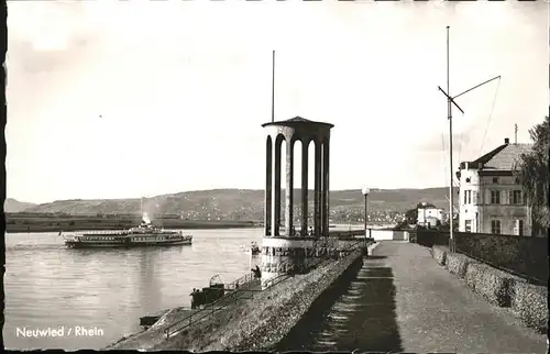 Neuwied Rhein Deichpromenade Pegelturm Faehrschiff Kat. Neuwied